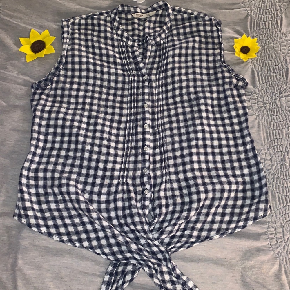 Sleeveless Gingham Button Up